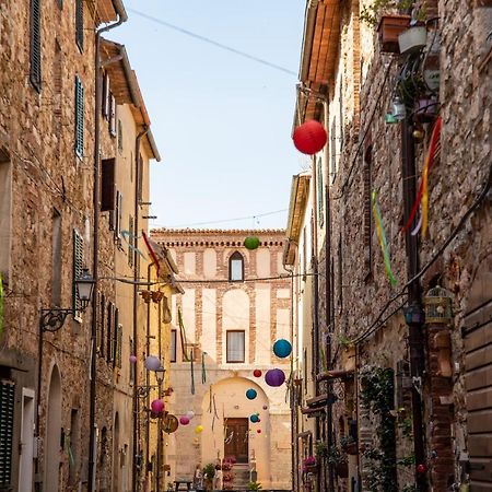 Borgo Di Caldana Accoglienza Turistica Diffusa ภายนอก รูปภาพ