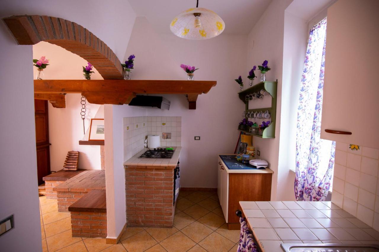 Borgo Di Caldana Accoglienza Turistica Diffusa ภายนอก รูปภาพ