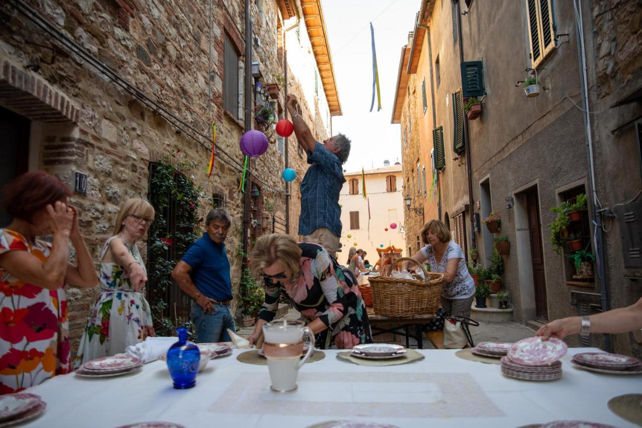 Borgo Di Caldana Accoglienza Turistica Diffusa ภายนอก รูปภาพ
